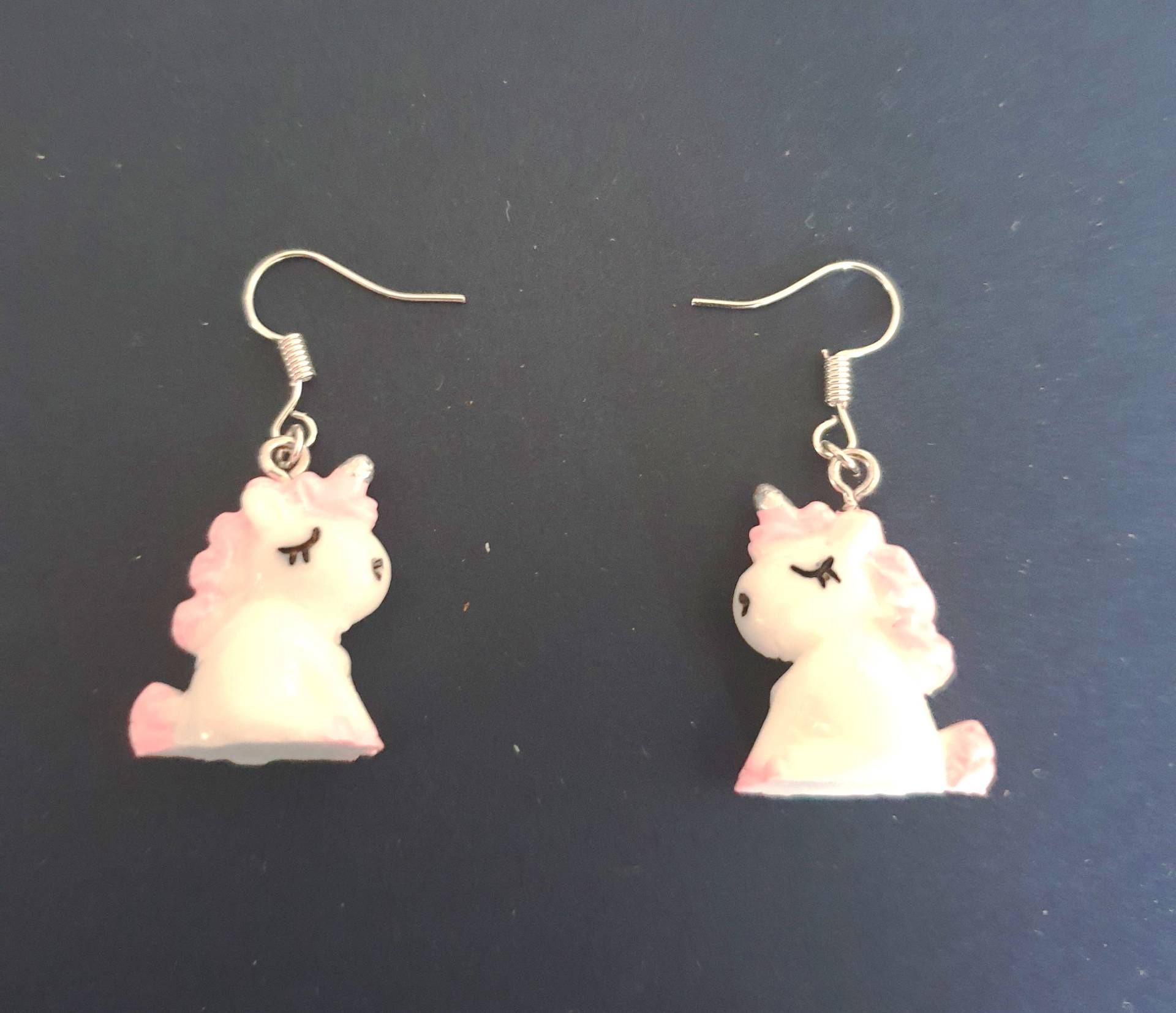 Ohrringe Ohrhaken Ohrhänger Einhorn Rosa - Handarbeit Ohrringe Ohrhaken Ohrhänger Einhorn Rosa - Handarbeit von PattysKartenwelt