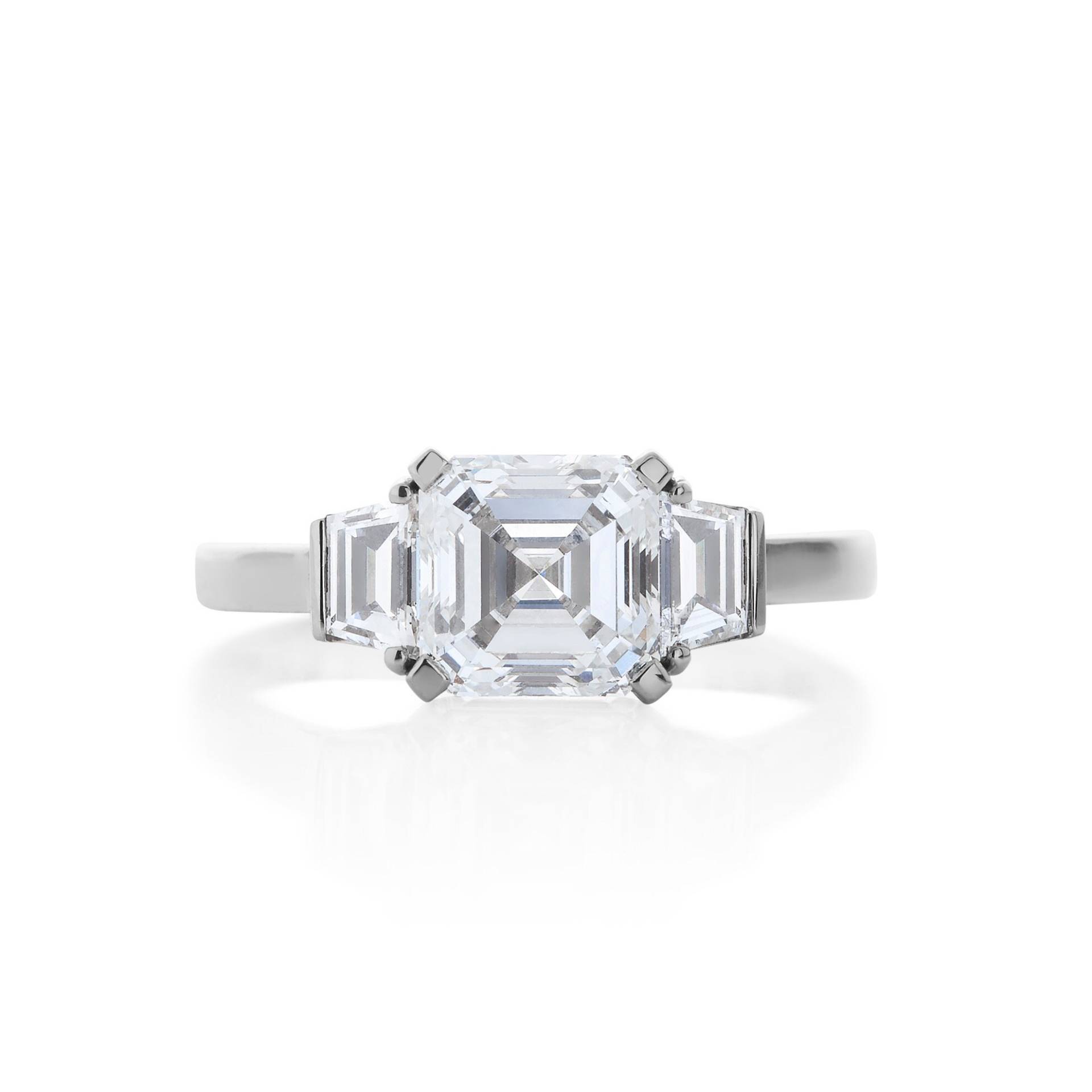 Diamant Und Platin Assher Schliff Verlobung Maßgeschneiderter Feiner Schmuck Diamant Und Platin Assher Schliff Verlobung Maßgeschneiderter Feiner Schmuck von PaulProsserDesign