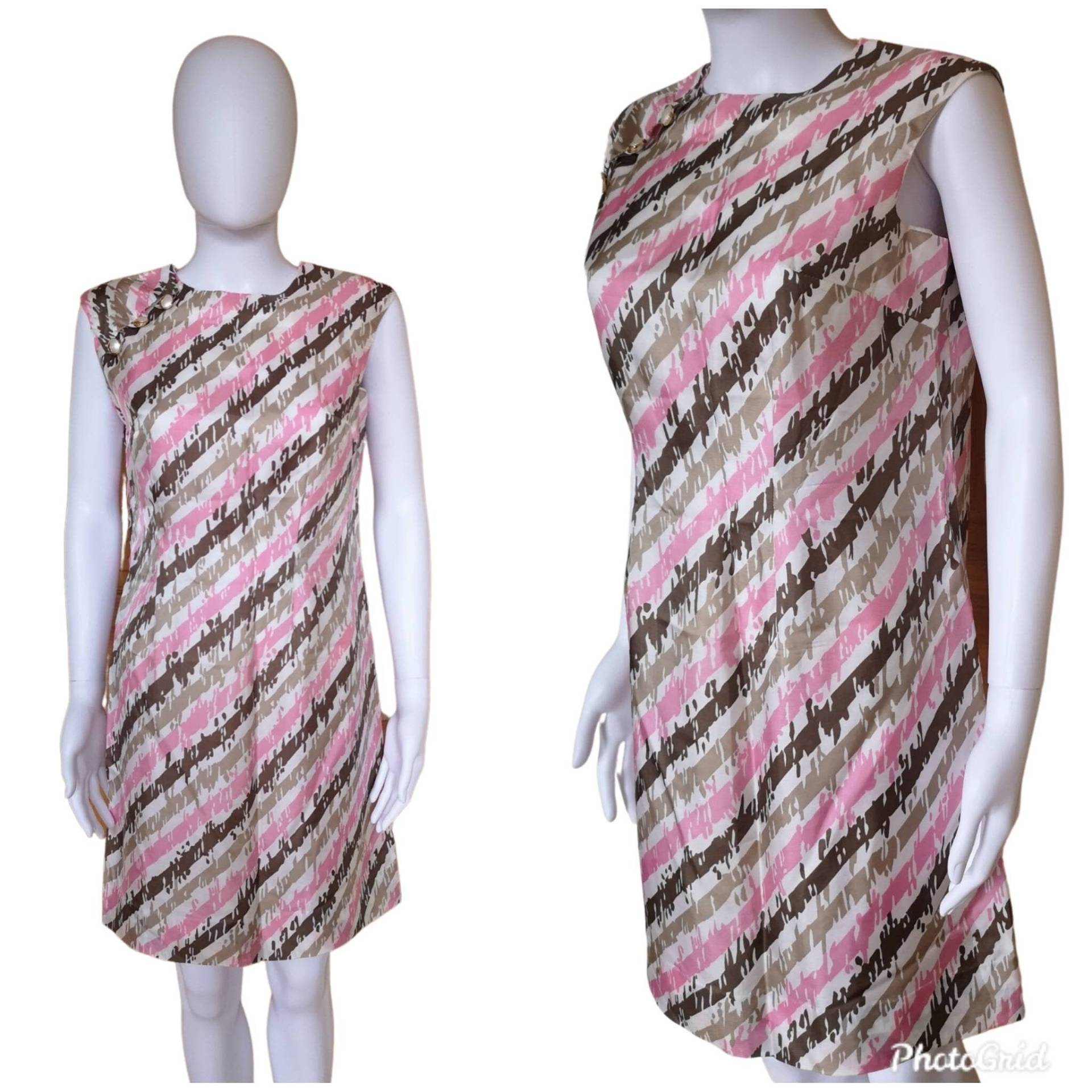 Vintage 1960Er Jahre Kleid, Etuikleid Klein, Minikleid, Retro Print Kleid Klein von PaulaLovesVintage