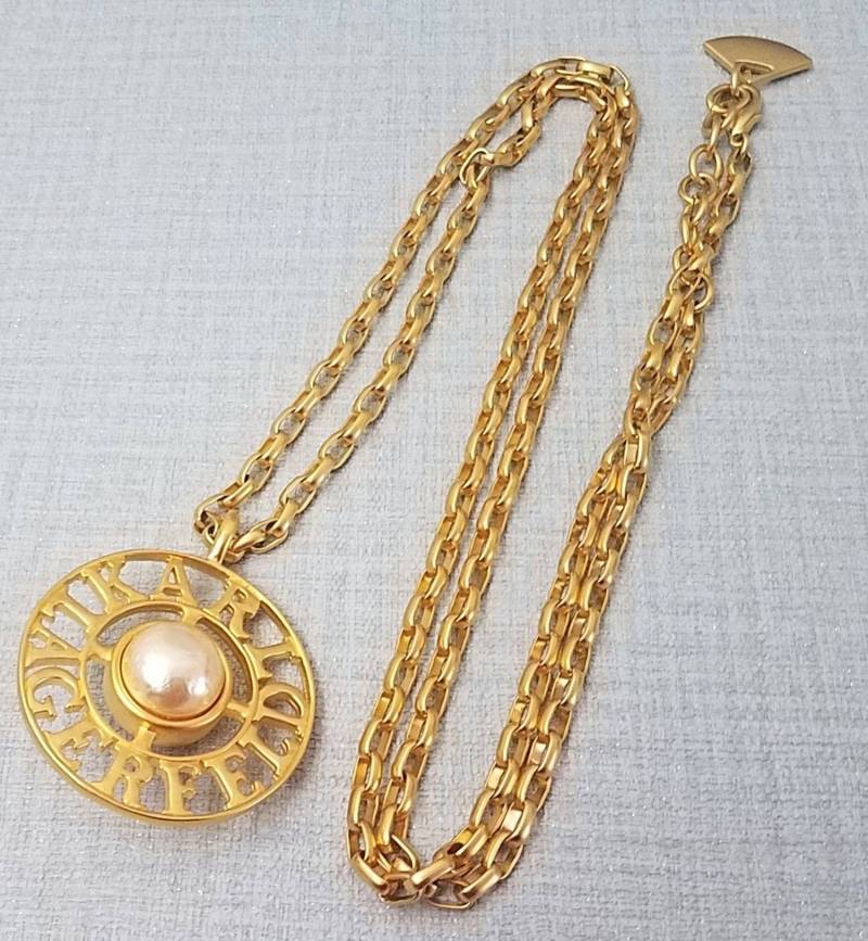 Karl Lagerfeld, Halskette/Lange Halskette Mit Anhänger, Paulettevintage-Schmuck von PauletteVintage