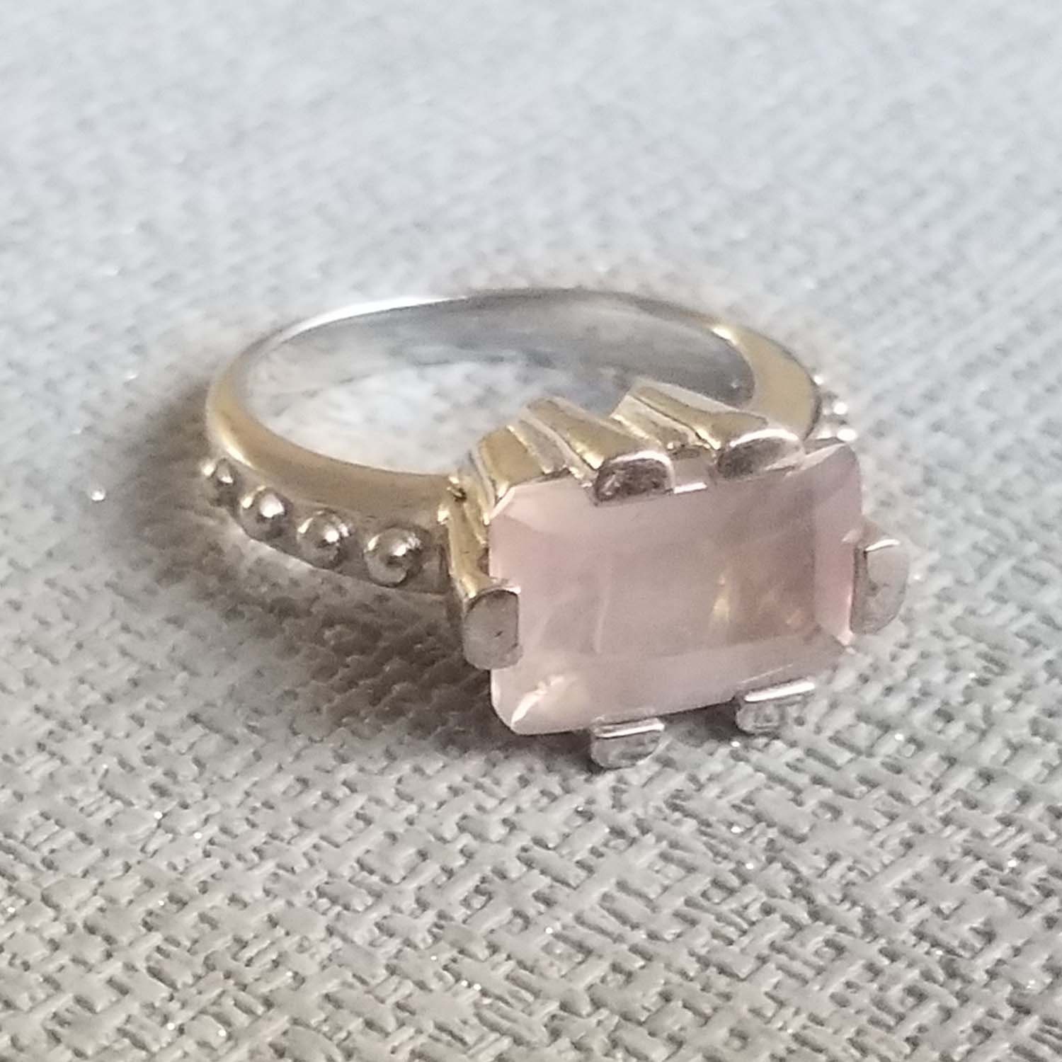 Massiver Silberring, Christian Lacroix Und Rosa Quarz Paulettevintage-Schmuck Massiver Silberring, Christian Lacroix Und Rosa Quarz Paulettevintage-Schmuck von PauletteVintage