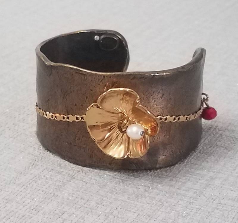 Schöne Bronzene Manschette Von Cecile & Jeanne, Paulettevintage-Schmuck von PauletteVintage