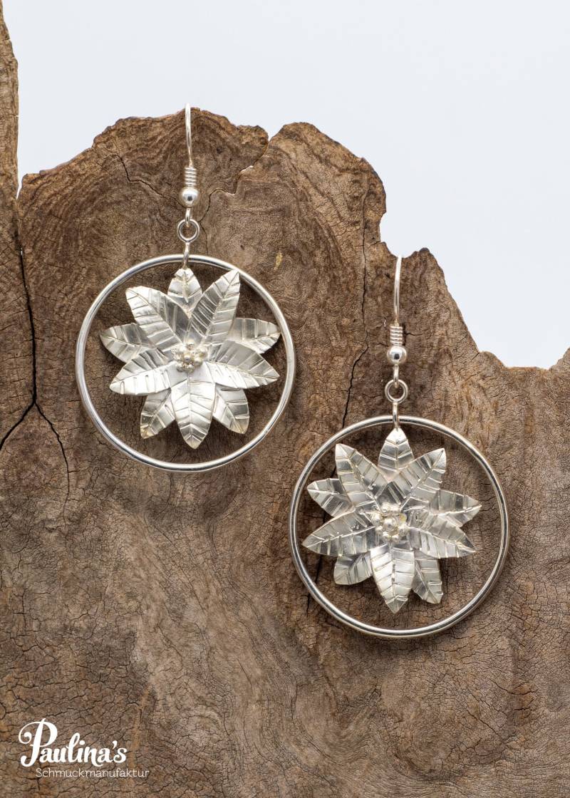 Ohrgehänge „Poinsettia" Aus Sterlingsilber Ohrgehänge „Poinsettia" Aus Sterlingsilber von PaulinasSchmuck
