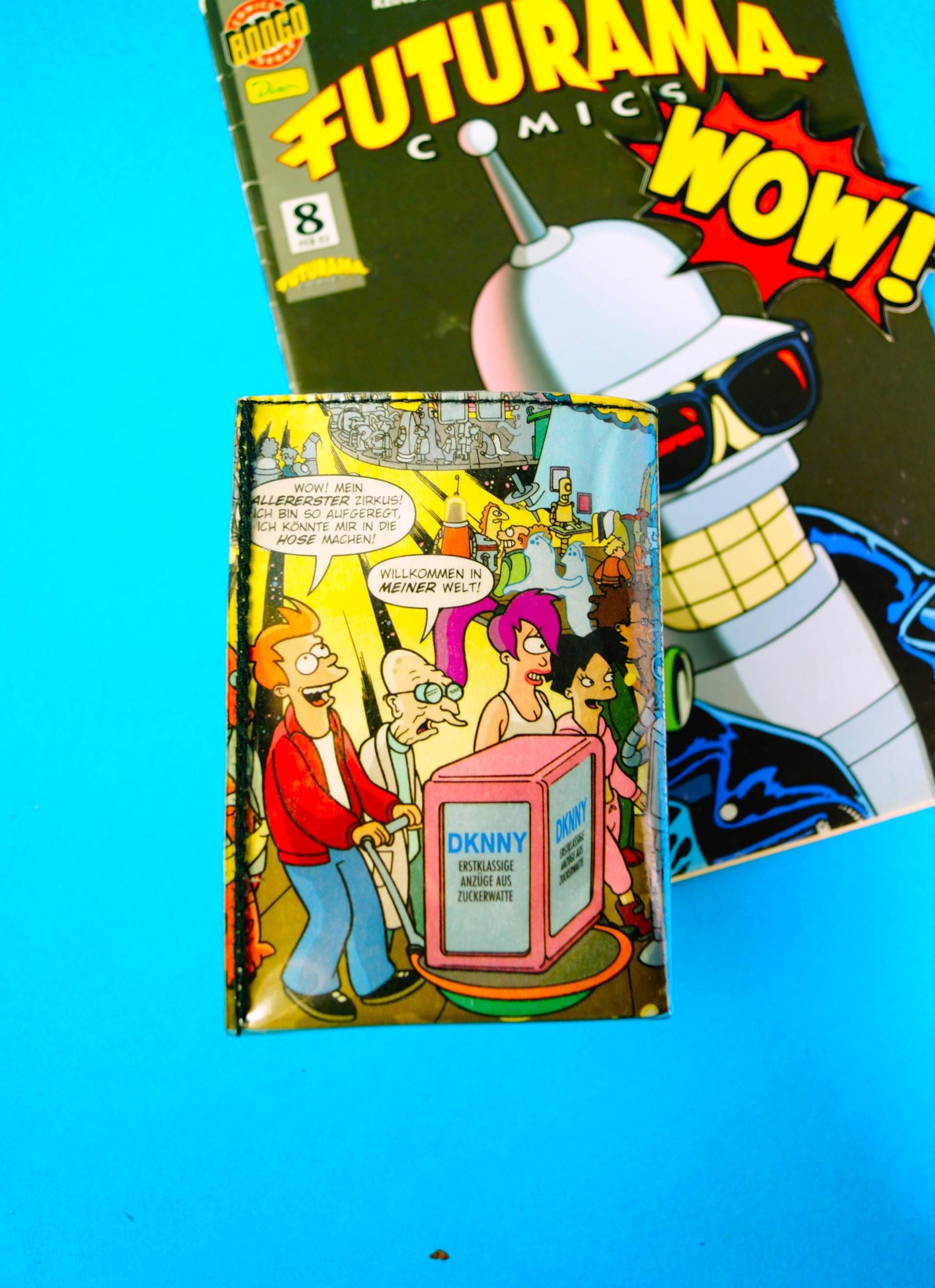 Futurama Portemonnaie Geldbörse Comic Upcycling Unikat Futurama Portemonnaie Geldbörse Comic Upcycling Unikat von PauwPauw