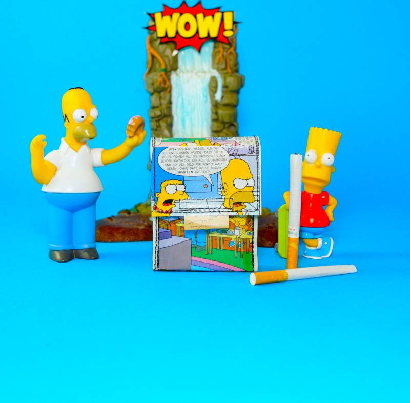 Simpsons Zigaretten Hülle Comic Upcycling Unikat von PauwPauw