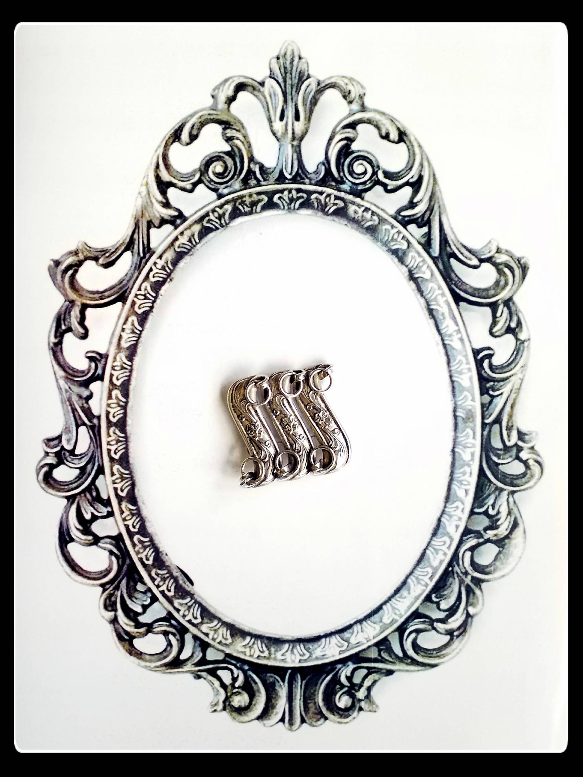 Vintage Versilberte Jugendstil Brosche Vintage Versilberte Jugendstil Brosche von PawhillTreasures