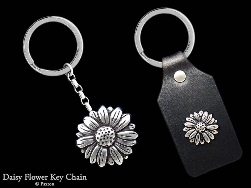 Daisy Flower Schlüsselanhänger/Keyring Alle Sterling Silber Oder Gänseblümchen Auf Echtleder von PaxtonJewelry