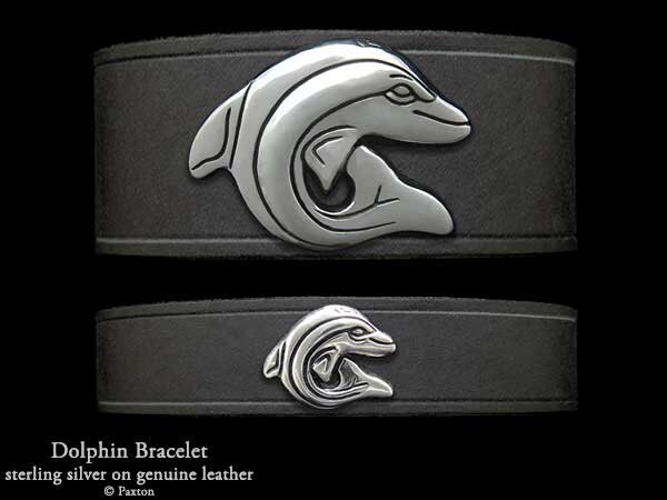 Delphin-Lederarmband Sterling Silber Delphin Auf Lederarmband von PaxtonJewelry