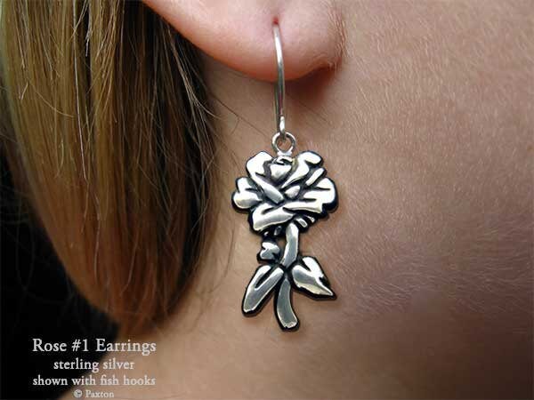 Rose Blume Ohrringe Sterling Silber Hand Geschnitzt & Gegossen Fisch Haken Oder Post von PaxtonJewelry