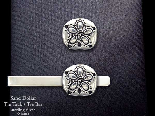 Sanddollar Krawattennadel Oder Krawattenklammer Sterling Silber Sanddollar Krawattennadel Oder Krawattenklammer Sterling Silber von PaxtonJewelry