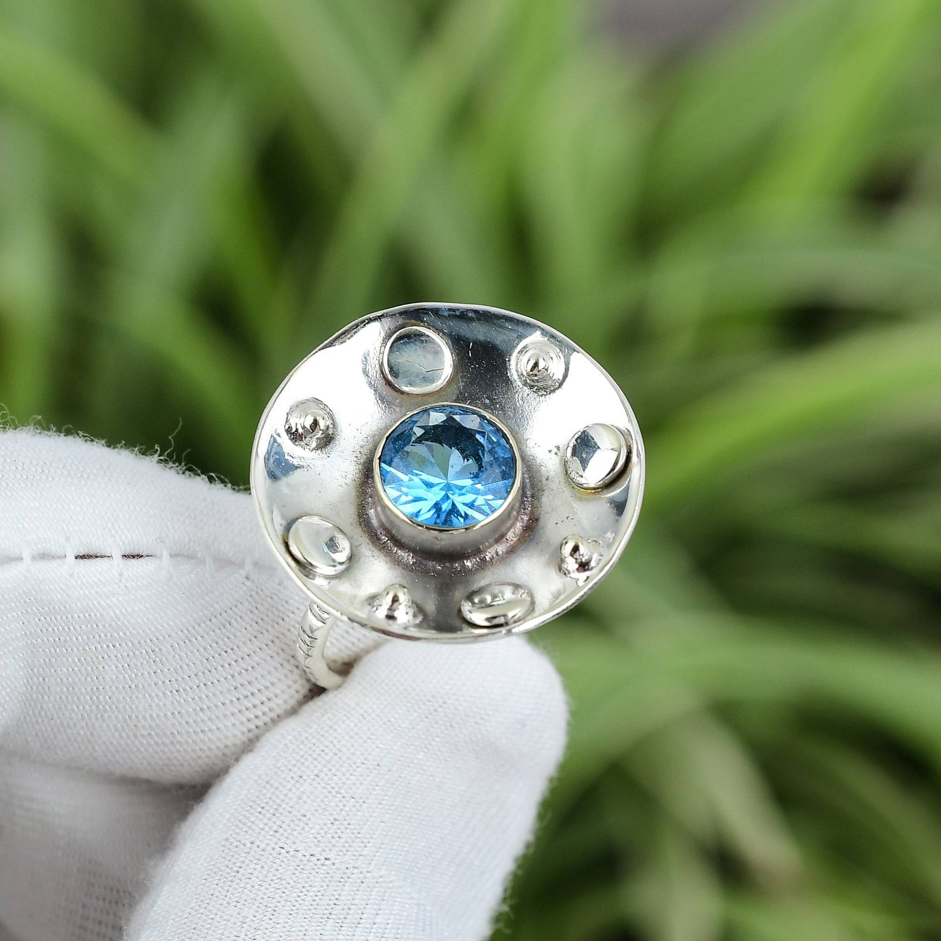 Facettierter Schweizer Blautopas Ring 925 Sterling Silber Gr. 7.75 Handgefertigter Schmuck Natur Edelstein Designer Hochzeit Geschenk von PayalCreations