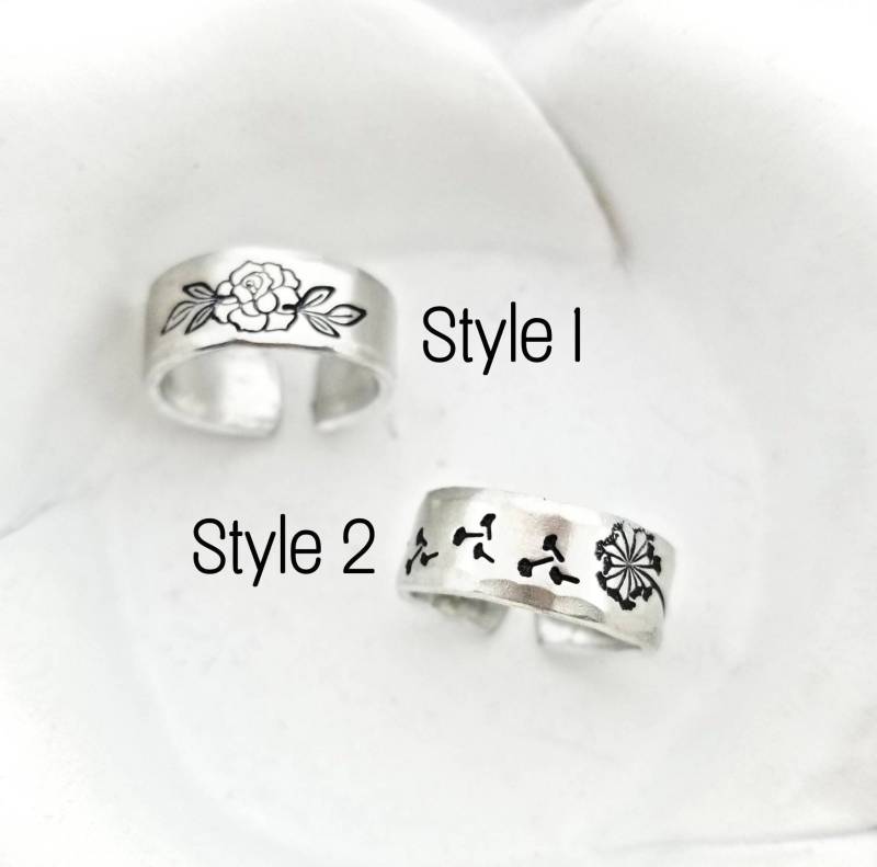 Handgemachte Blumen Zehenring Rose & Pusteblume Sommer Schmuck von PaytonLeighTreasures