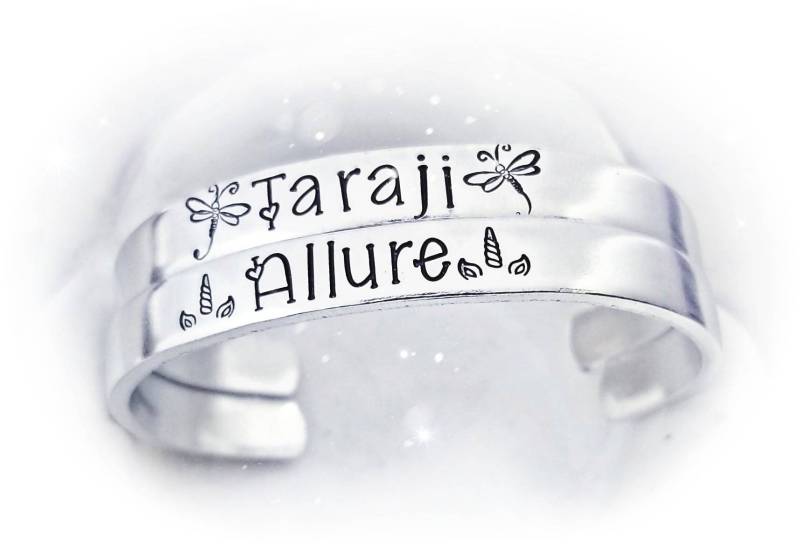 Personalisiertes Einhorn Armband Andenken Namensarmband Für Kleine Mädchen von PaytonLeighTreasures