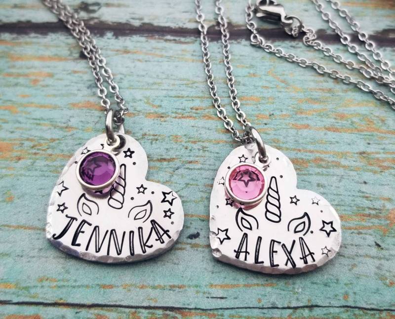 Personalisierte Einhorn Halskette Herzanhänger, Geburtsstein, Edelstahl Personalisierte Einhorn Halskette Herzanhänger, Geburtsstein, Edelstahl von PaytonLeighTreasures