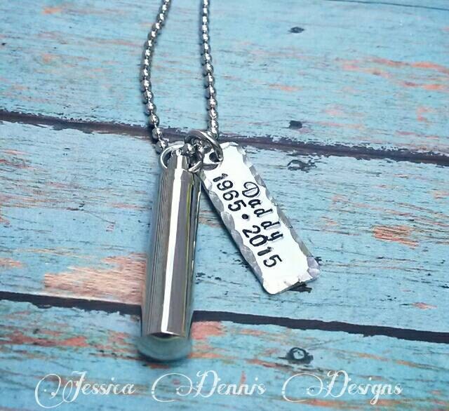 Personalisierte Feuerbestattungs-Halskette Handgestempeltes Erinnerungs-Andenken von PaytonLeighTreasures