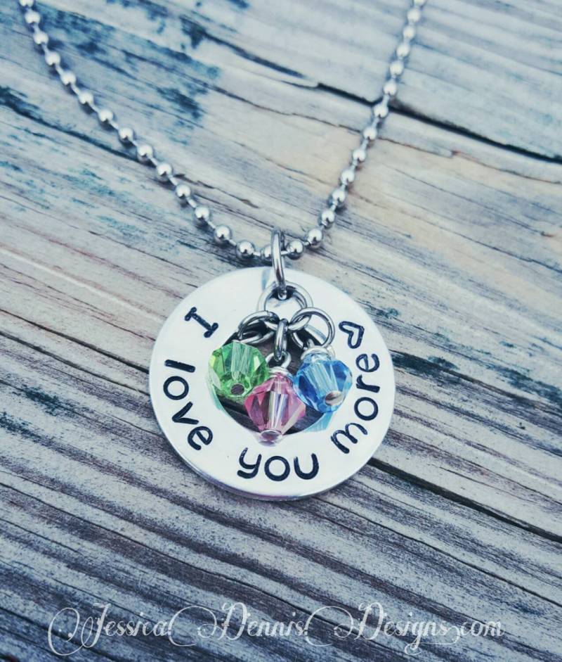 I Love You More Halskette Handgestempelter Aluminiumanhänger Mit Geburtssteinen von PaytonLeighTreasures