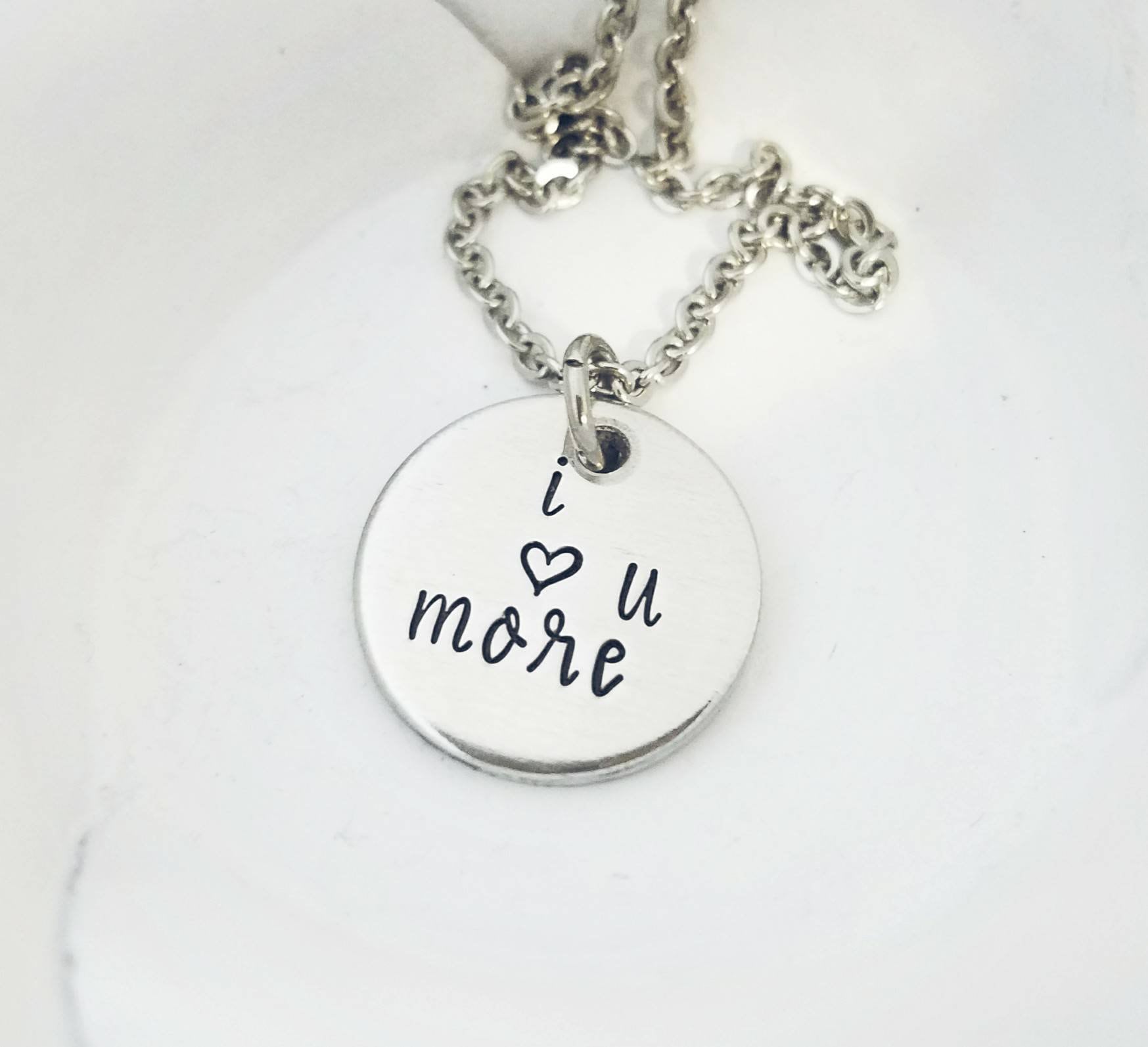 Ich Liebe Dich Zierlicher Halskette - Jubiläum Benutzerdefinierte Hand Gestempelt Mutter Geschenk Verlobung Frau Geburtstag von PaytonLeighTreasures