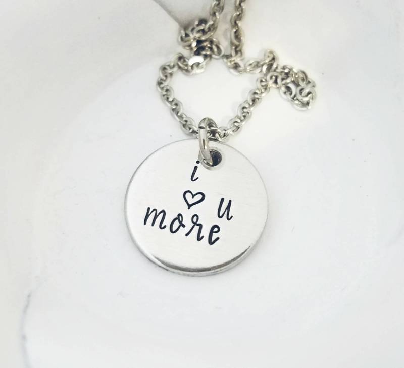 Ich Liebe Dich Zierlicher Halskette - Jubiläum Benutzerdefinierte Hand Gestempelt Mutter Geschenk Verlobung Frau Geburtstag von PaytonLeighTreasures