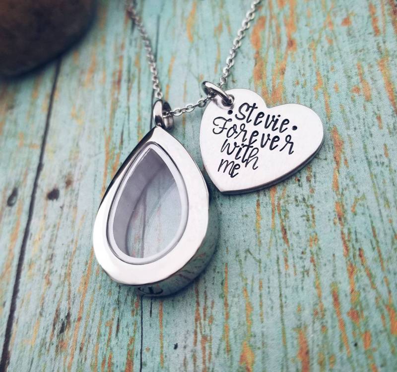 Personalisierte Urne Halskette Glas Medaillon, Erinnerung Schmuck Personalisierte Urne Halskette Glas Medaillon, Erinnerung Schmuck von PaytonLeighTreasures