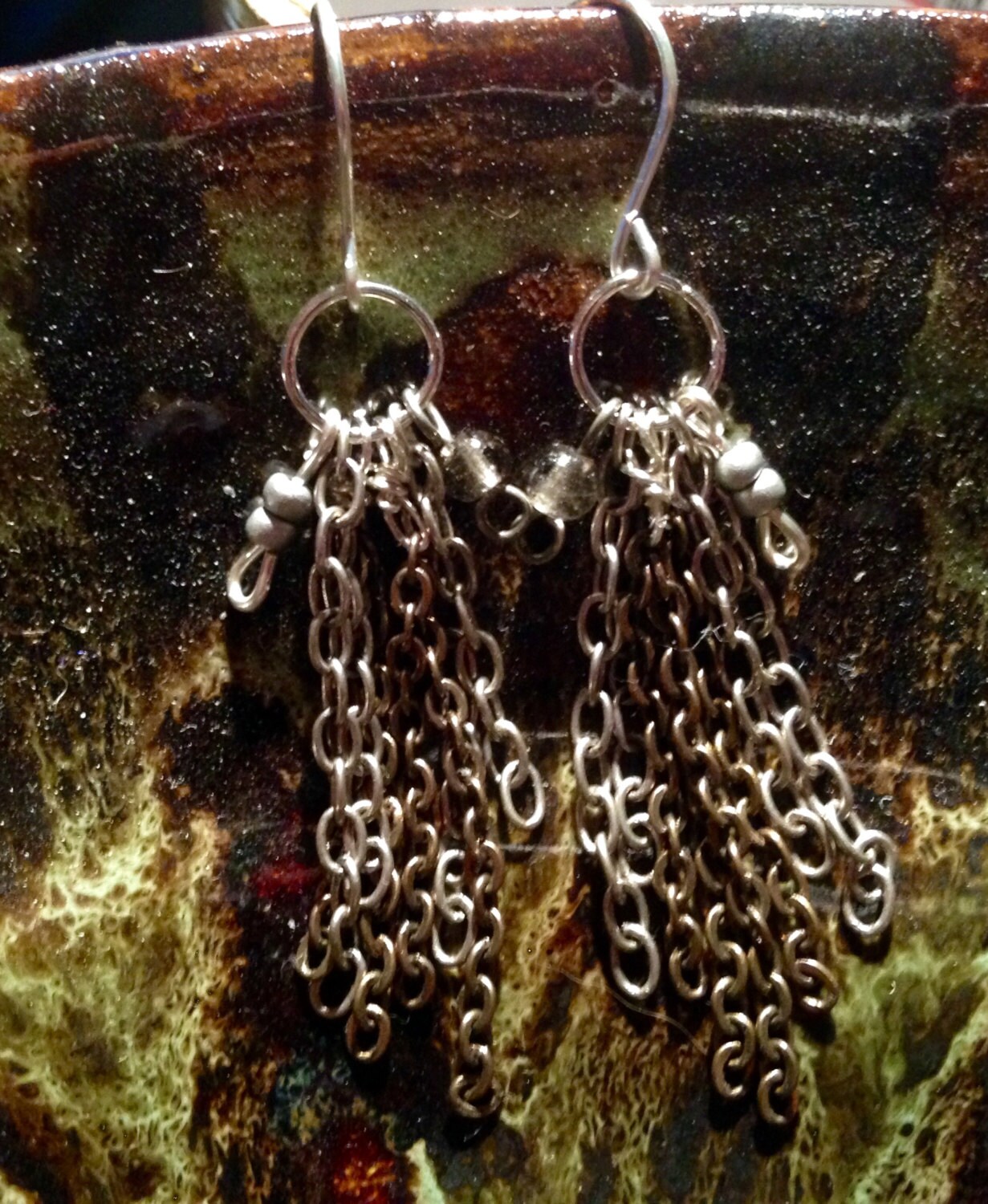 Silber Kette Und Draht Gewickelt Ohrringe Silber Kette Und Draht Gewickelt Ohrringe von PeaceLoveandBaubles