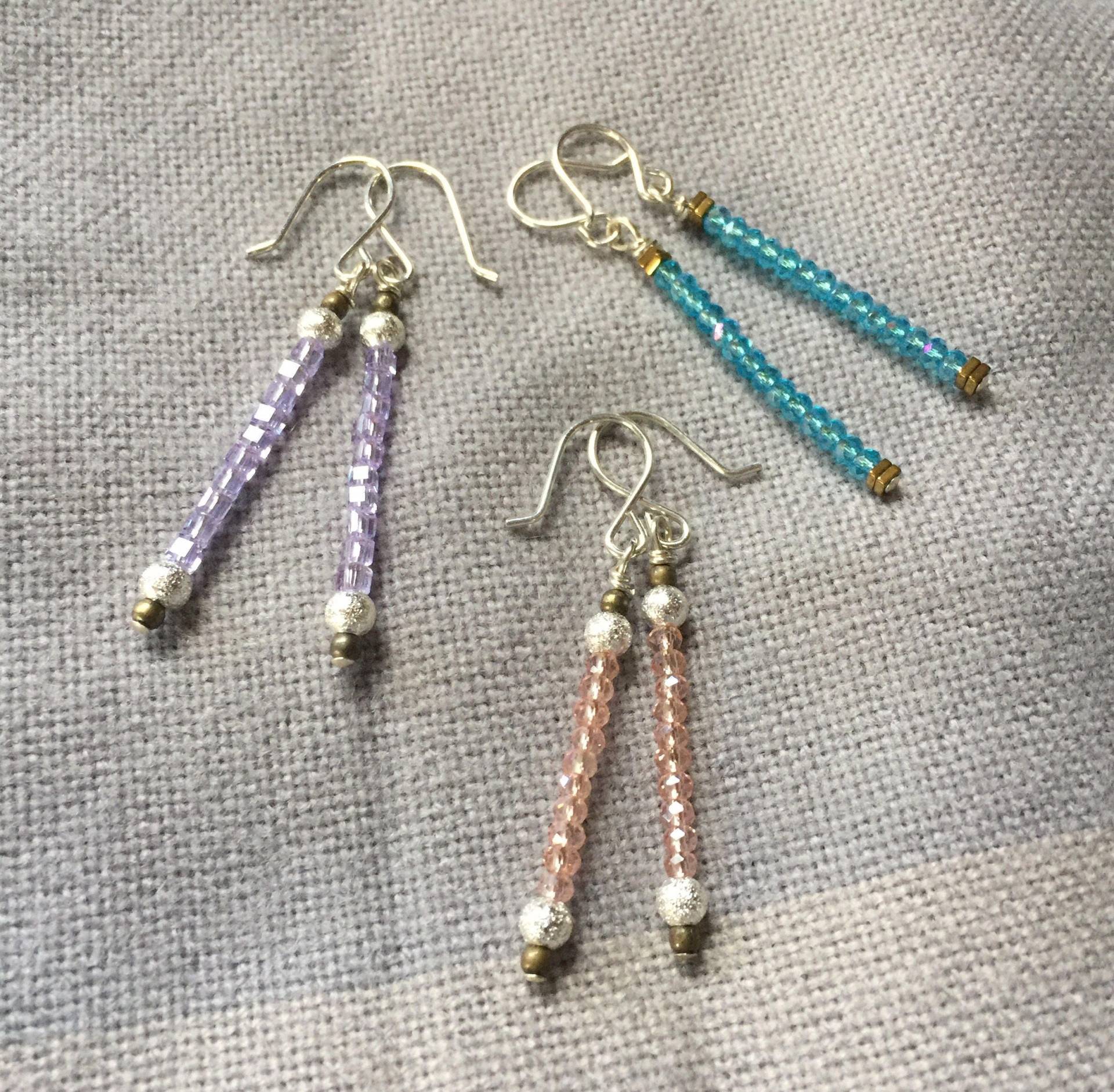 sterling Silber Und Kristall Ohrringe, Wahl Von Blau, Rosa Oder Lavendel sterling Silber Und Kristall Ohrringe, Wahl Von Blau, Rosa Oder Lavendel von PeaceLoveandBaubles
