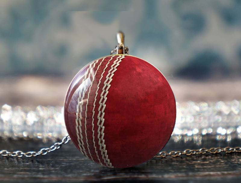 Cricket Anhänger , Schmuck Liebhaber Geschenk Spieler von PeaceOfCat