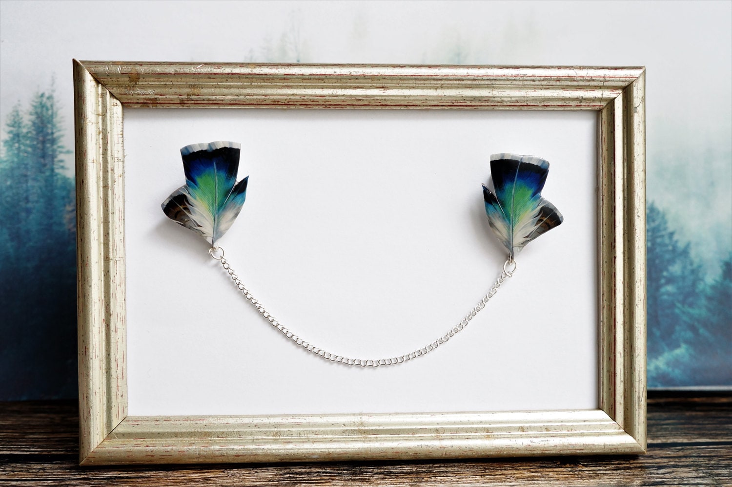 Frauen Geschenk Brosche , Cardigan Clip Kragen Spitze Pullover Halsband Kette Schmuck von PeaceOfCat