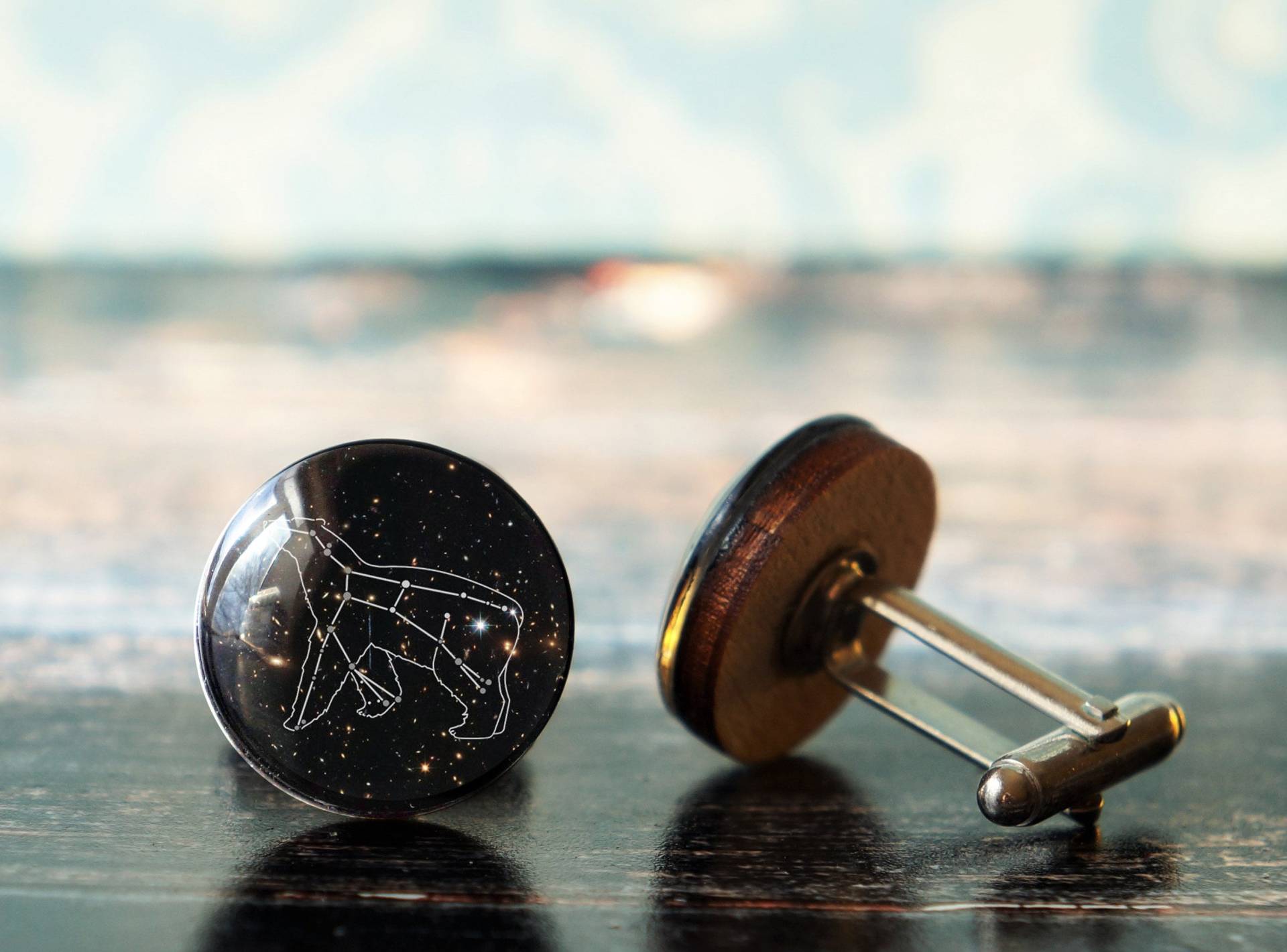 Galaxie Manschettenknöpfe , Bär Astronomie Tier Eisbär Nebula von PeaceOfCat