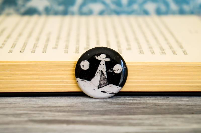 I Want To Believe , Alien Geschenk Ufo Geschenke Schmuck Geek Pin Space Anstecker Lapel von PeaceOfCat