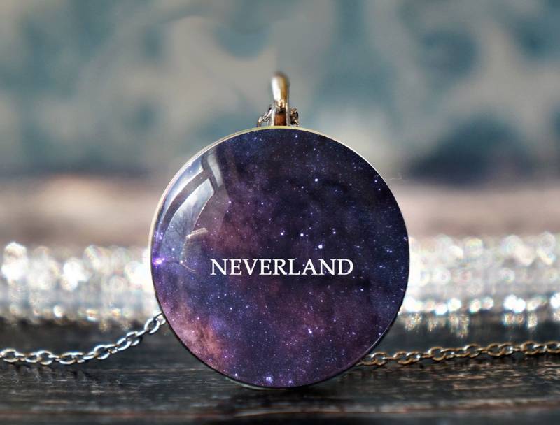 Nieland Halskette , Peter Pan Schmuck Märchenhaftes Geschenk von PeaceOfCat