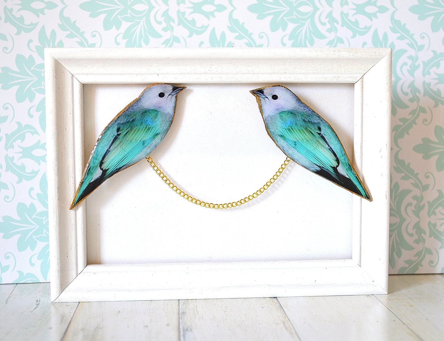 Pullover Clip , Kragenclips Pulloverschutz Kragenkette Halsband Schmuck Doppel Brosche Mint Vogel Funky von PeaceOfCat