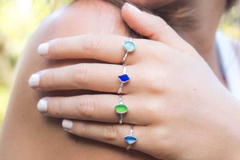 Kleiner Mini-Eco-Meerglasring Lünette in Silber, Seeglas-Ring Von Peace Of Hawaii Co Stapeln, Ringe Stapeln Kleiner Mini-Eco-Meerglasring Lünette in Silber, Seeglas-Ring Von Peace Of Hawaii Co Stapeln, Ringe Stapeln von PeaceOfKauai