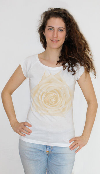 Peaces.bio - handbedruckte Biomode Bambus-T-Shirt mit Biobaumwolle Rose von Peaces.bio - handbedruckte Biomode