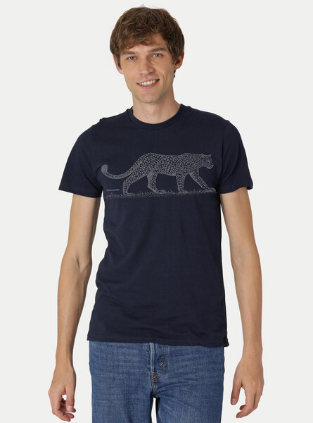 Peaces.bio - handbedruckte Biomode Bio Fit T-Shirt Leopard Herren Peaces.bio - handbedruckte Biomode Bio Fit T-Shirt Leopard Herren von Peaces.bio - handbedruckte Biomode