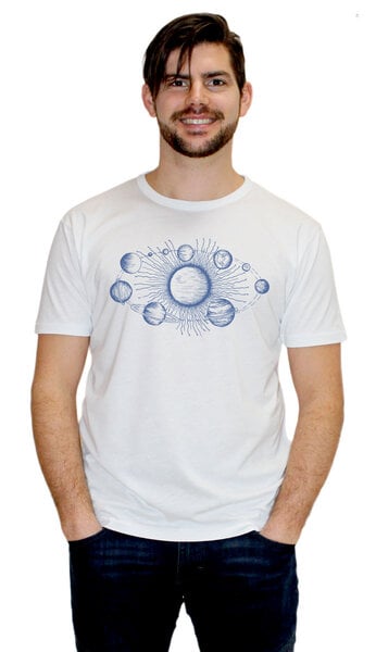 Peaces.bio - handbedruckte Biomode Herren-Bambus-Viskose-T-Shirt Sonnensystem von Peaces.bio - handbedruckte Biomode