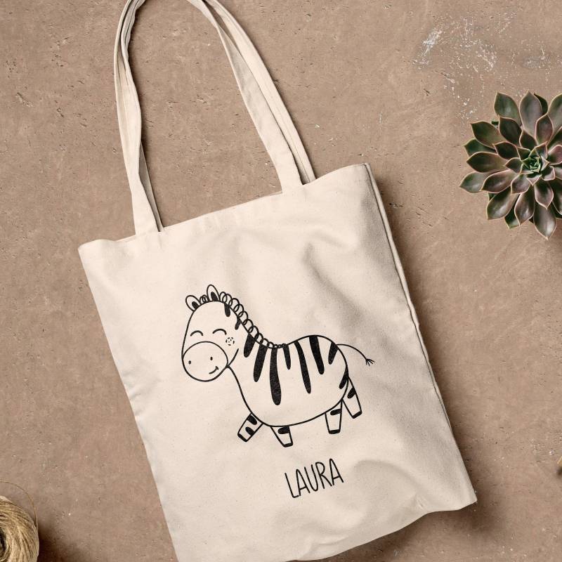 Jutebeutel Personalisiert Zebra| Kindertasche Mit Namen|Wechselkleidung Kita|Wechselsachen Kindergarten |stoffbeutel Kind|Tasche Motiv Jutebeutel Personalisiert Zebra| Kindertasche Mit Namen|Wechselkleidung Kita|Wechselsachen Kindergarten |stoffbeutel Kind|Tasche Motiv von PeachyDesignDE