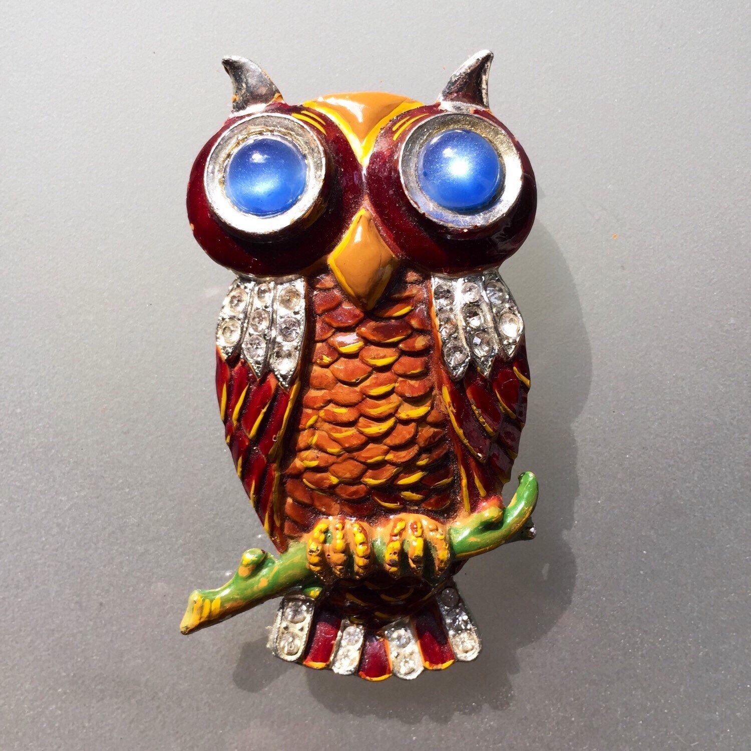 1940Er Jahren Eule Pin Clip Paste Strass Emaille Antik Frühen Jahrgang Moon Glow von PeachyGlitters