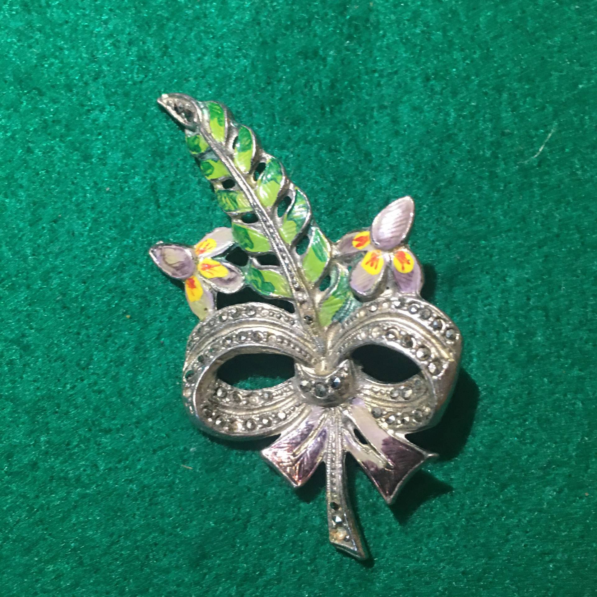 Vintage Brosche Floral Emailliert Markasite von PeacockBySandy