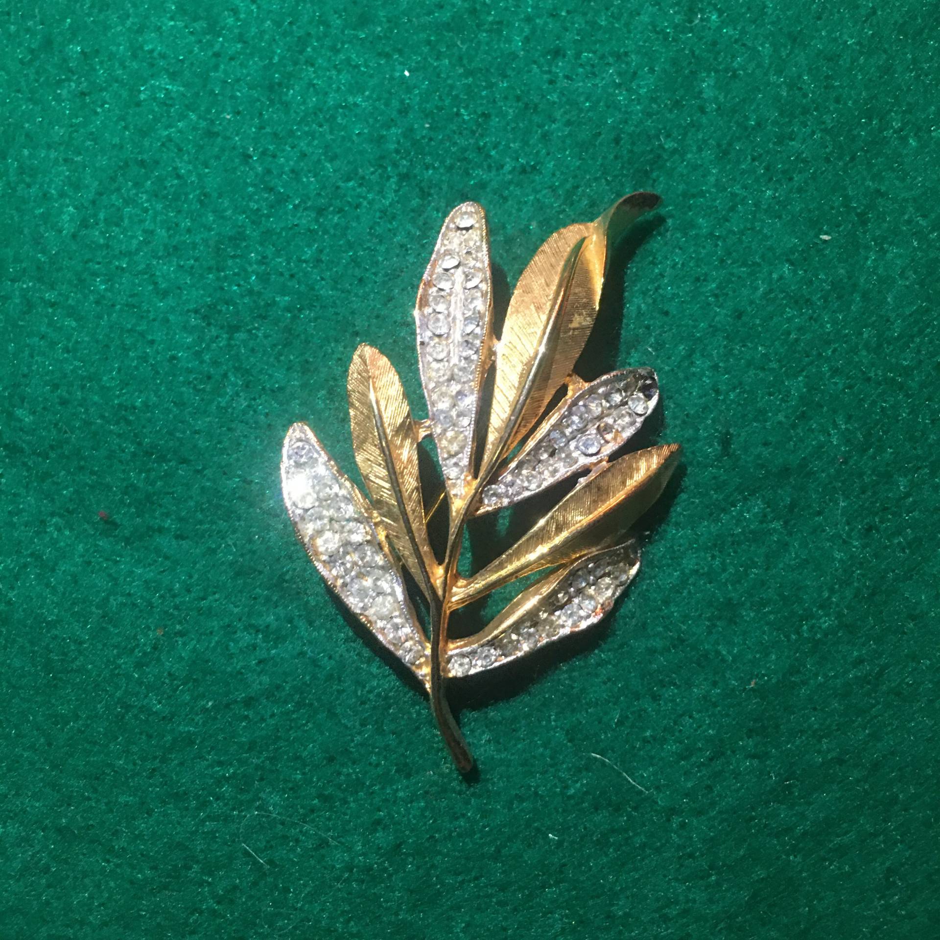 Vintage Designer Brosche Floral "Coro" Strass Vintage Designer Brosche Floral "Coro" Strass von PeacockBySandy