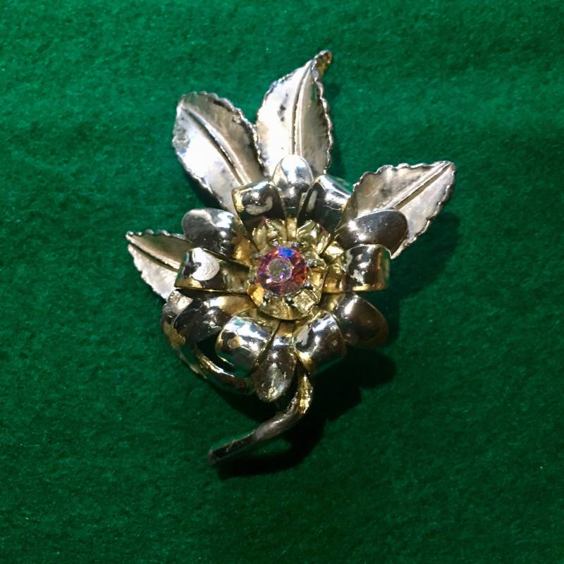 Vintage Designer Brosche "Hollywood" Silberfarben von PeacockBySandy