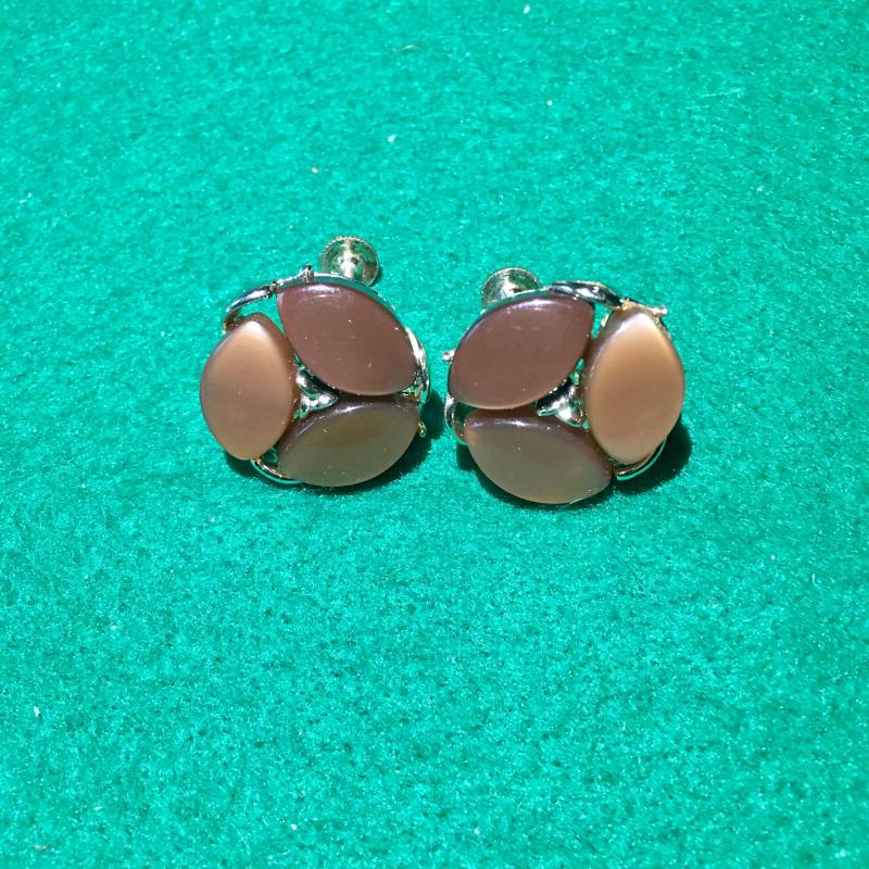Vintage Designer Ohrschrauben "Lisner" Thermoset Braun von PeacockBySandy