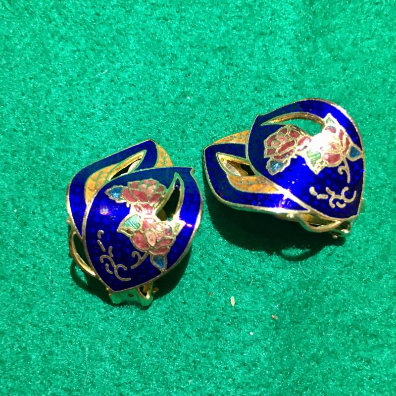 Vintage Ohrclips Cloisonné Gewellt von PeacockBySandy
