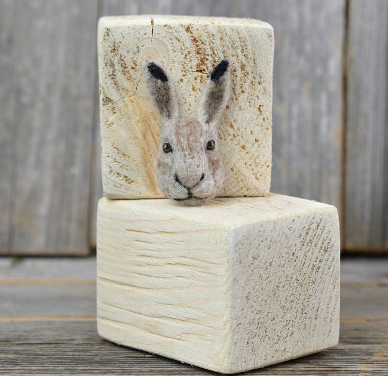 Filzbrosche - Hase/Schalnadel Taschen- Oder Rucksackdekoration Wolldekoration Filztier Auf Bestellung Filzbrosche - Hase/Schalnadel Taschen- Oder Rucksackdekoration Wolldekoration Filztier Auf Bestellung von PeacockFelt