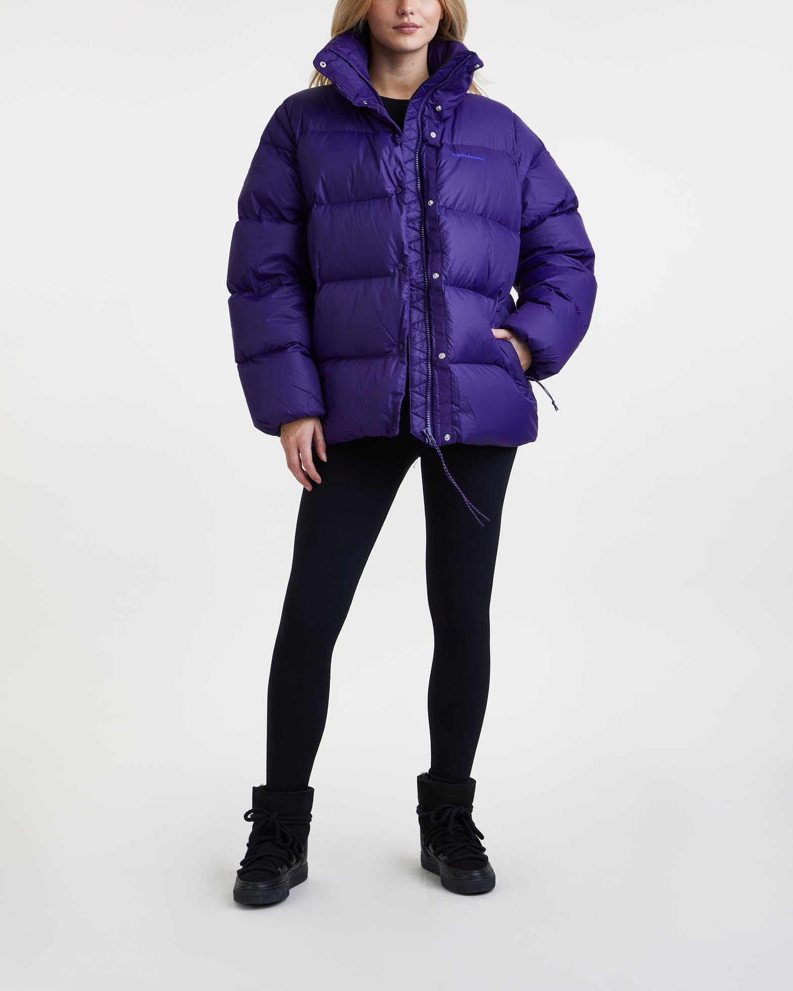 Peak Performance Jacket W Down Puffer Purple von Peak Performance