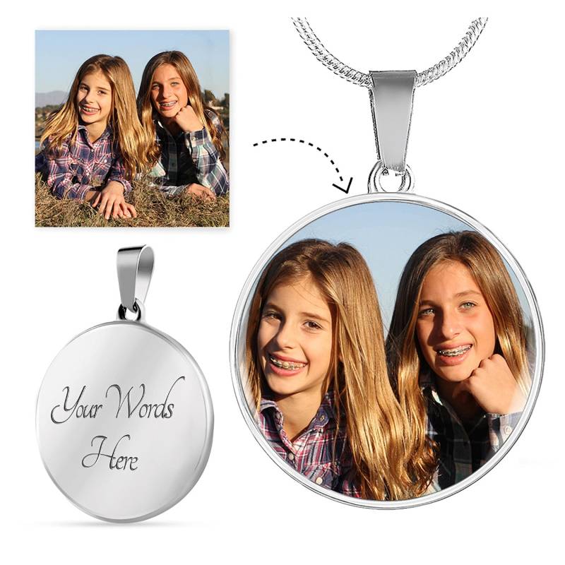 Peak Personalisierte Runde Foto Halskette Gold & Silber. Benutzerdefinierte Bild Haustiere, Kinder Und Paare. Kostenloser Versand von PeakFamilyGifts