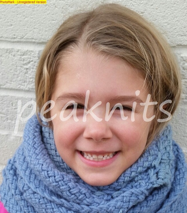 Blaues Tuch - Handgewebt, Tri Loom Wickeltuch, Stola, Schlauchschal, Gebets-/Trosttuch/ Schultertuch, Mantel Durchgehendes Schrägvlies von PeaknitGallery