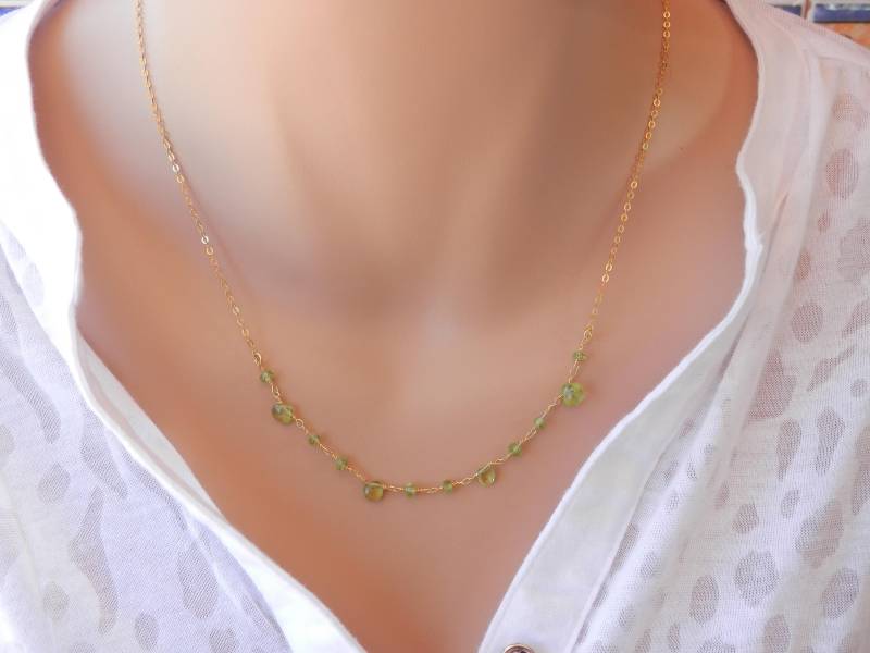 August Geburtsstein Halskette Peridot Gold Geburtstag Anhänger Echte Halsband Grün Schmuck von PearlDazzle