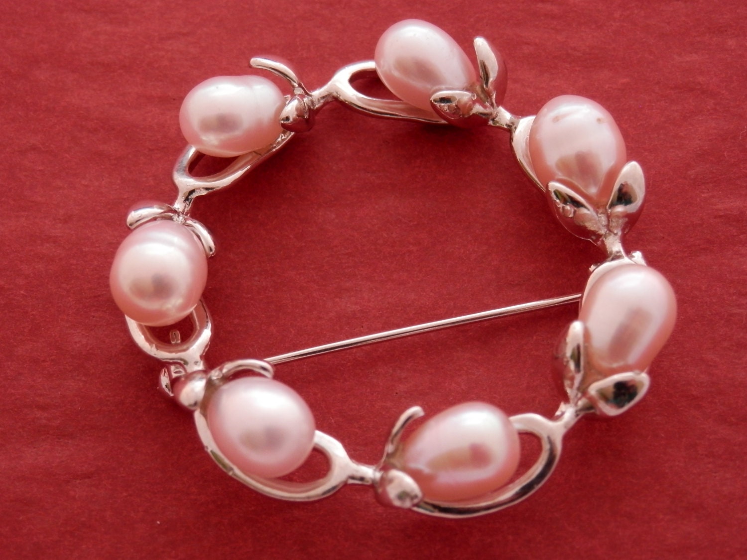 Brautjungfer Geschenk, Brosche, Perle Weihnachtsgeschenk, Elegante Braut Brosche Hochzeit Brosche-Hochzeitsschmuck Broke von PearlDazzle