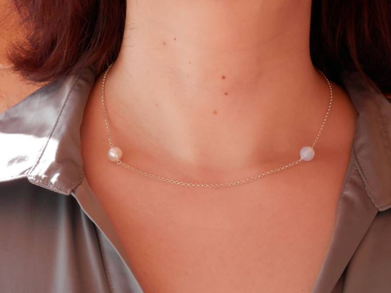 Geburtstag Geschenk Opalit Halskette Zierliche Halsband Einzelne Perle Brautjungfer Kleine Mondstein Anhänger Nle6 von PearlDazzle