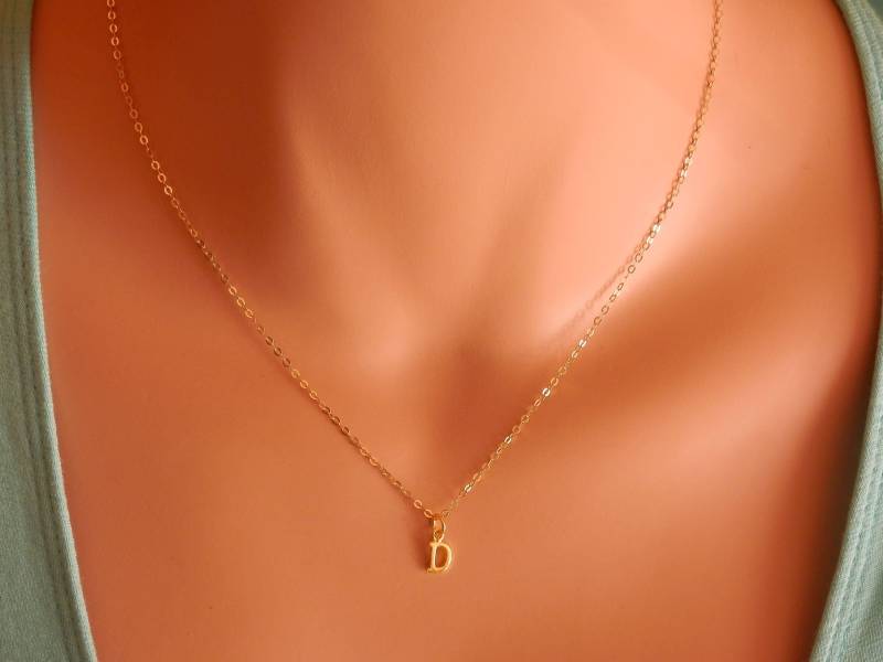 Initial Halskette Gold von PearlDazzle